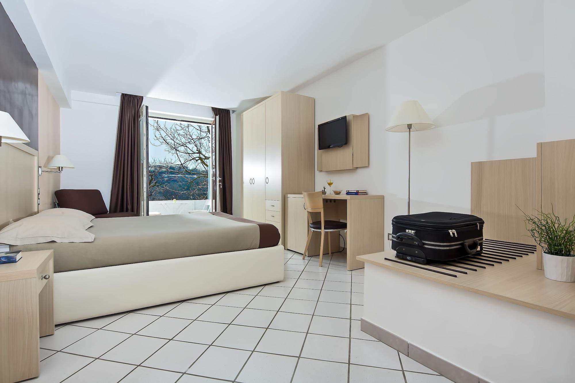 Bed and Breakfast De Maria House SantʼAgata sui Due Golfi Zewnętrze zdjęcie