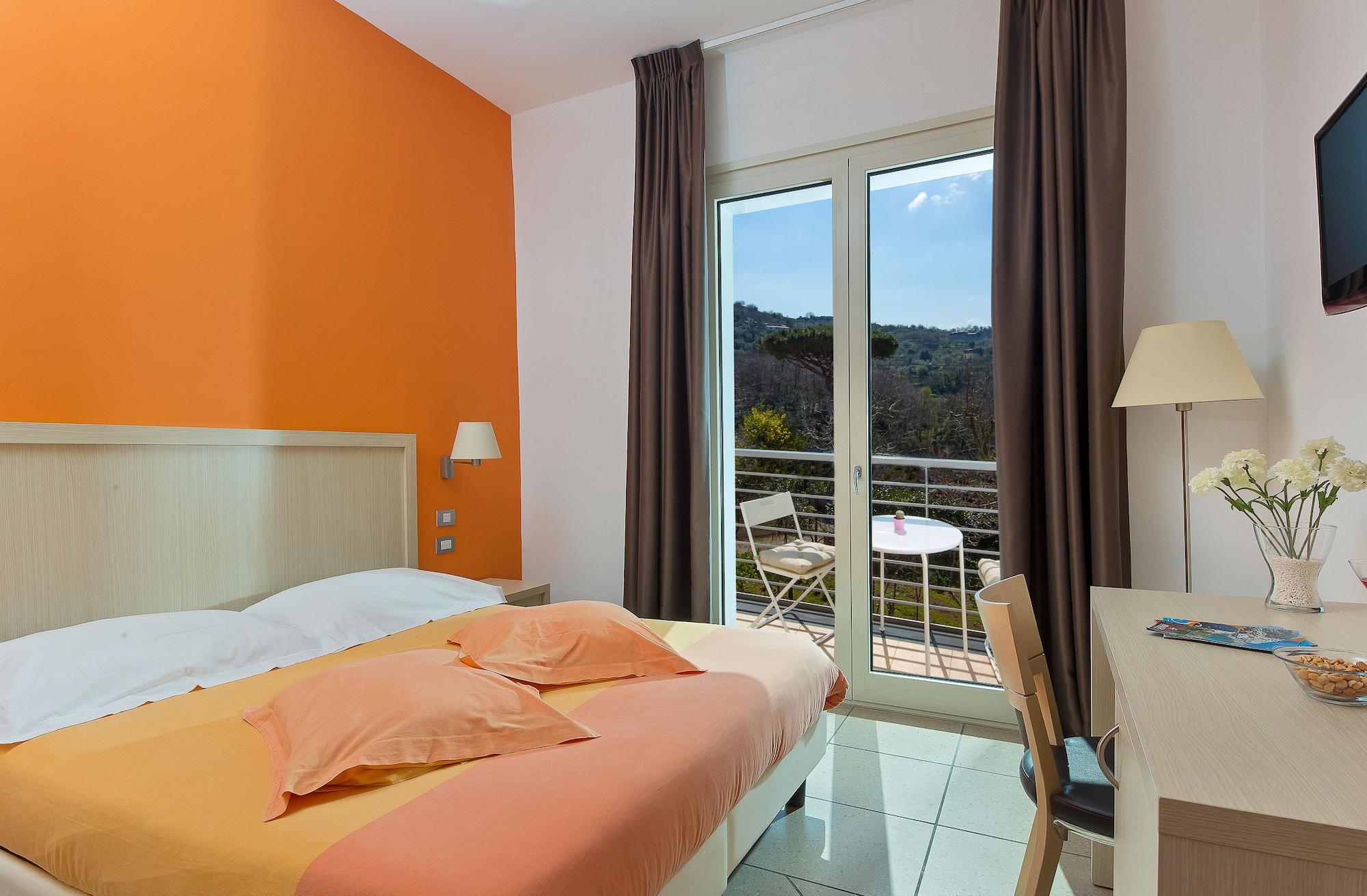Bed and Breakfast De Maria House SantʼAgata sui Due Golfi Zewnętrze zdjęcie