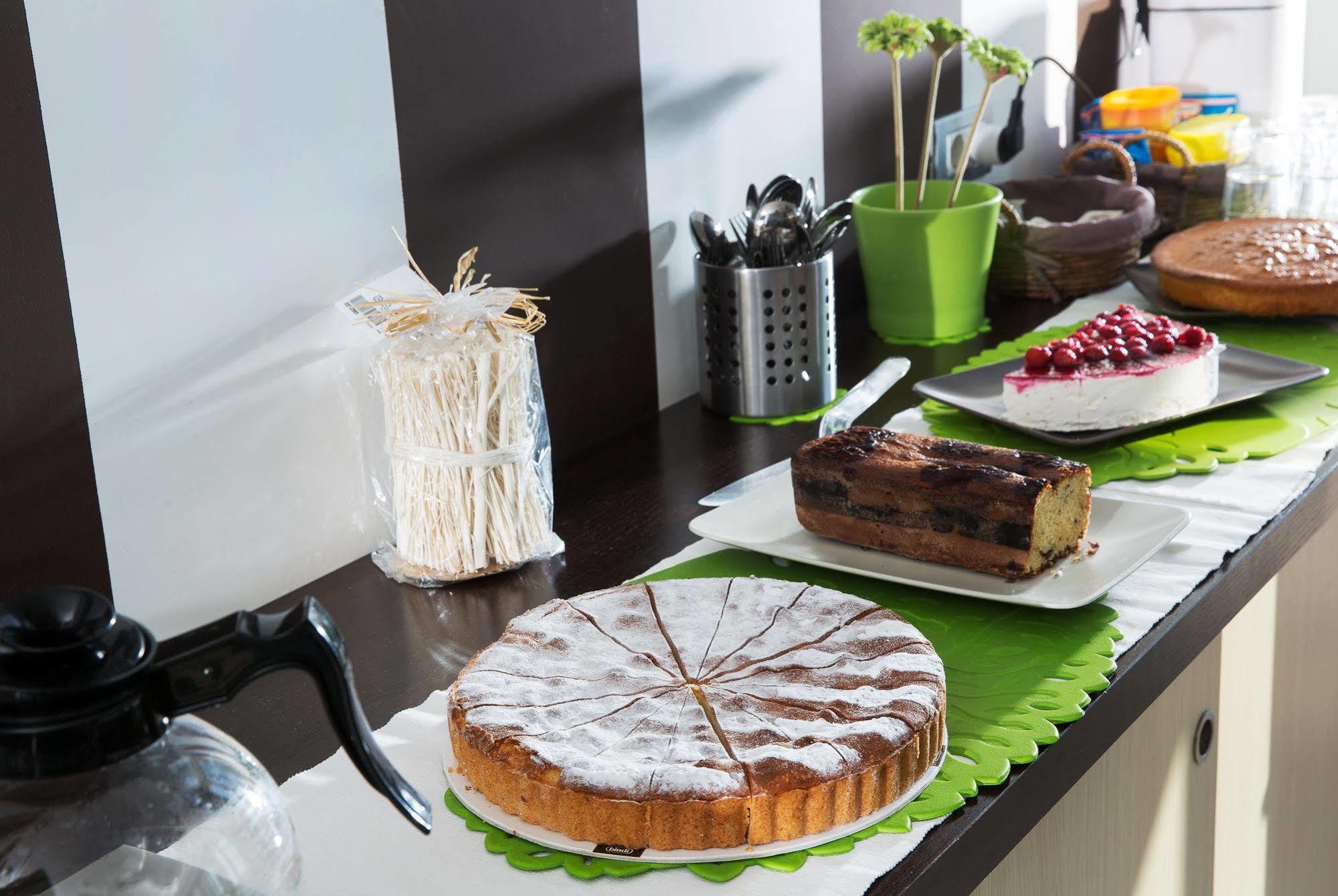 Bed and Breakfast De Maria House SantʼAgata sui Due Golfi Zewnętrze zdjęcie